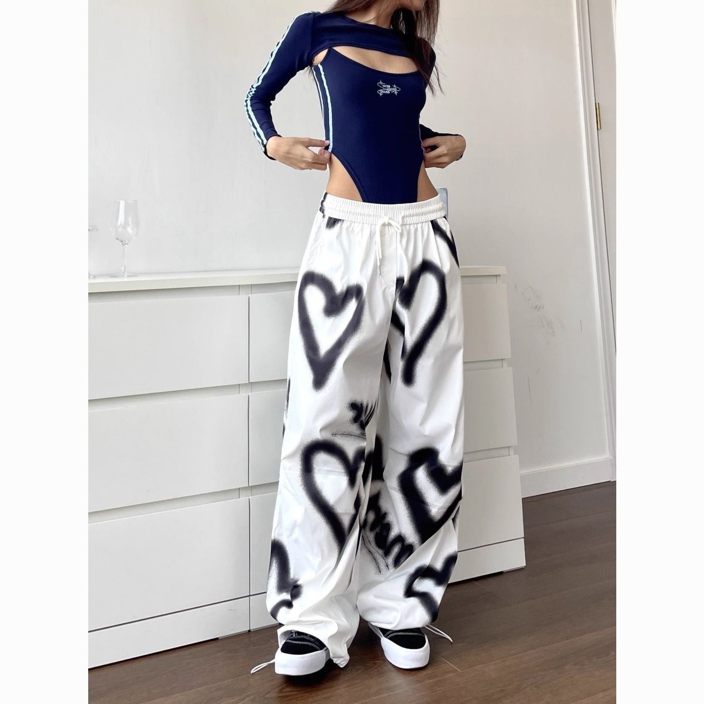 Hip Hop Heart Graffiti Elastic Waist Drawstring Wide Leg Pants