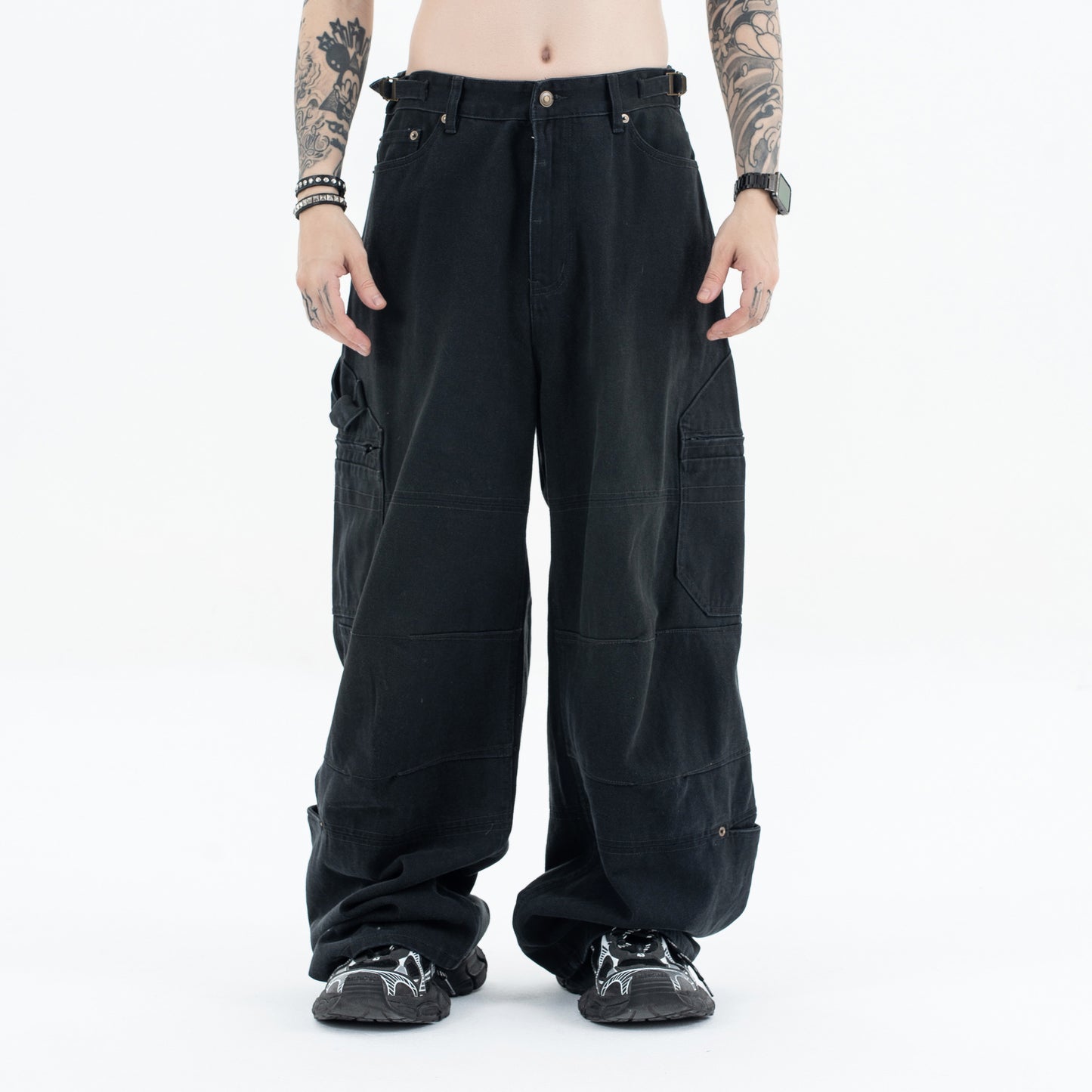 Men's  Loose Fit Wide Leg Washed Multi-Pocket Casual Workwear Jeans